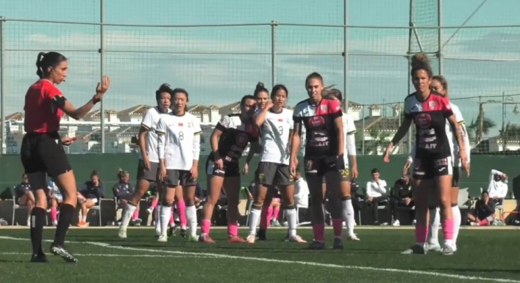  唐佳麗梅開二度、邵子欽破門，中國女足3-2擊敗Alhama俱樂部女足