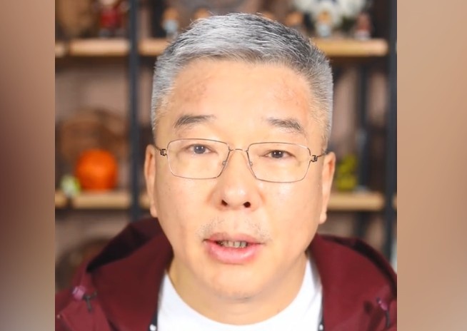  劉建宏談如何使用塞鳥：他滿足國(guó)足前腰要求，但不能讓他陷入群狼