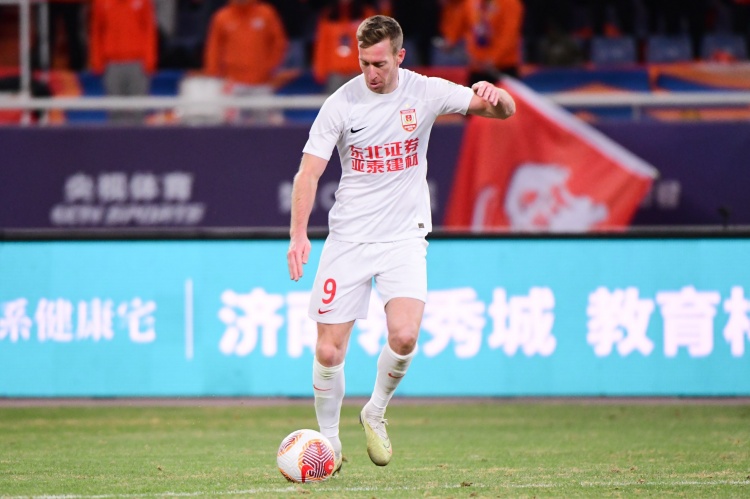  熱身賽：長春亞泰2-1青島海牛 貝里奇、奧莫伊胡安弗破門???