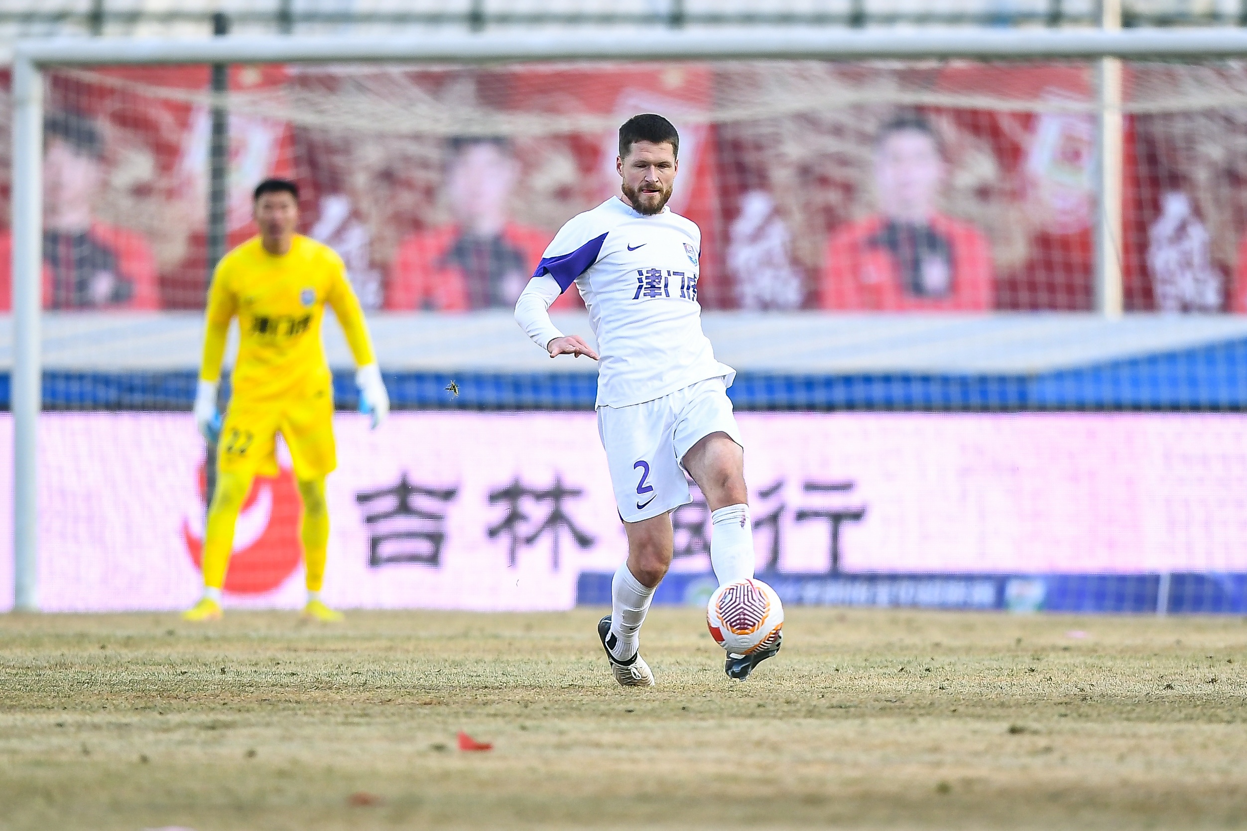  津門虎舊將亞冠對(duì)決格蘭特勝出，津媒：他離開津門虎因存?zhèn)‰[患