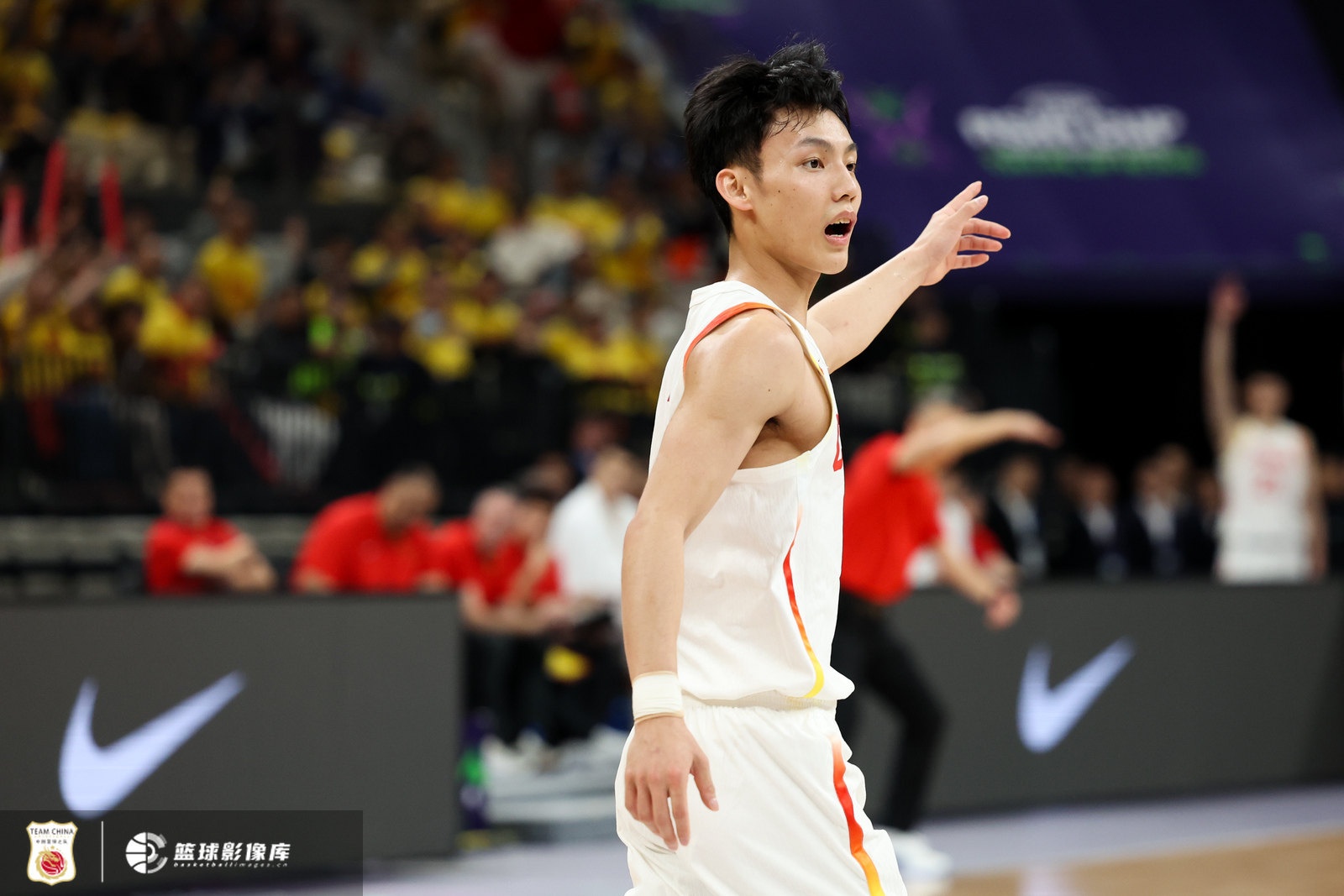  首發(fā)出戰(zhàn)不在狀態(tài)！徐杰全場(chǎng)3中0沒(méi)得分 拿到3板1助2斷另2失誤